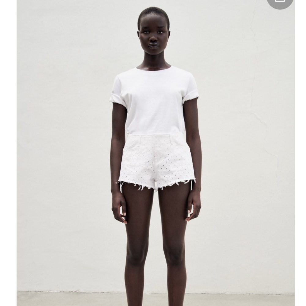 Zara White Embroidered Shorts
